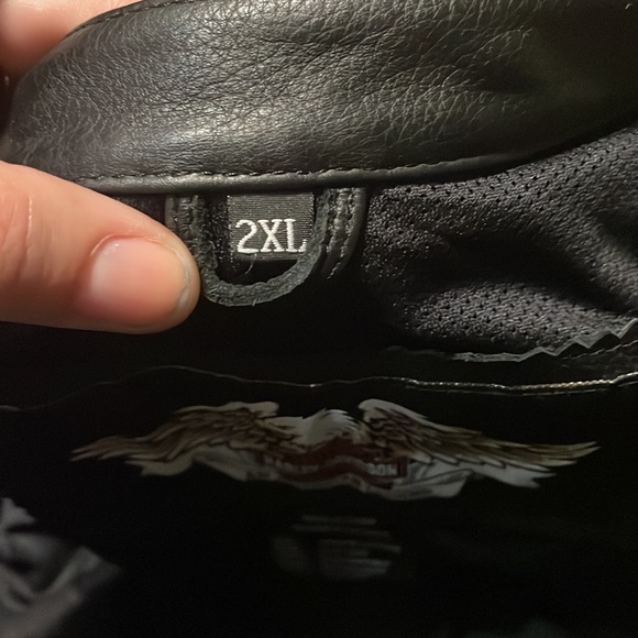 Men’s Harley-Davidson Leather Riding Jacket - Picture 5 of 7